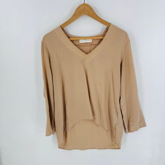 Amanda Uprichard 100% Silk Blouse Medium Beige Tan V-Neck Long Sleeve Top Medium - Picture 6 of 6